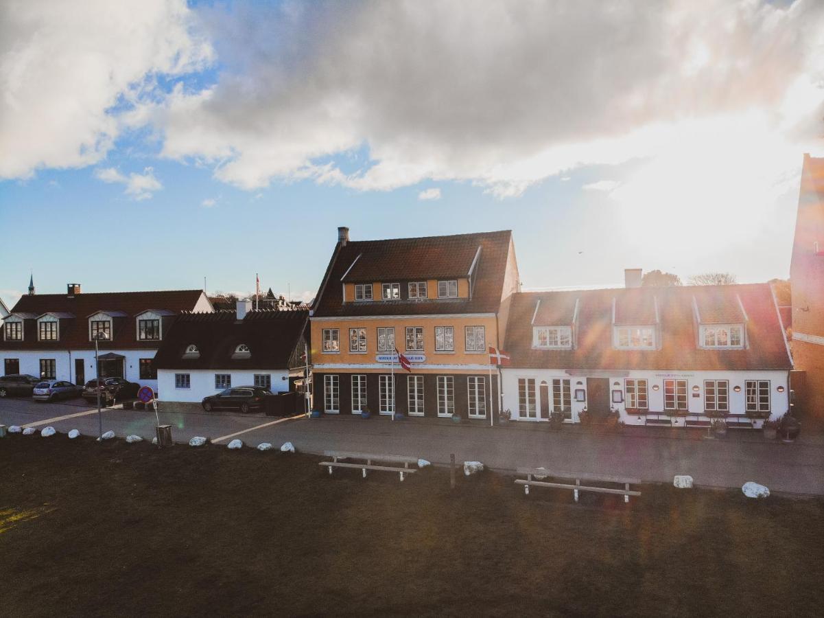 Kysthusene Gilleleje Hotel Exterior foto
