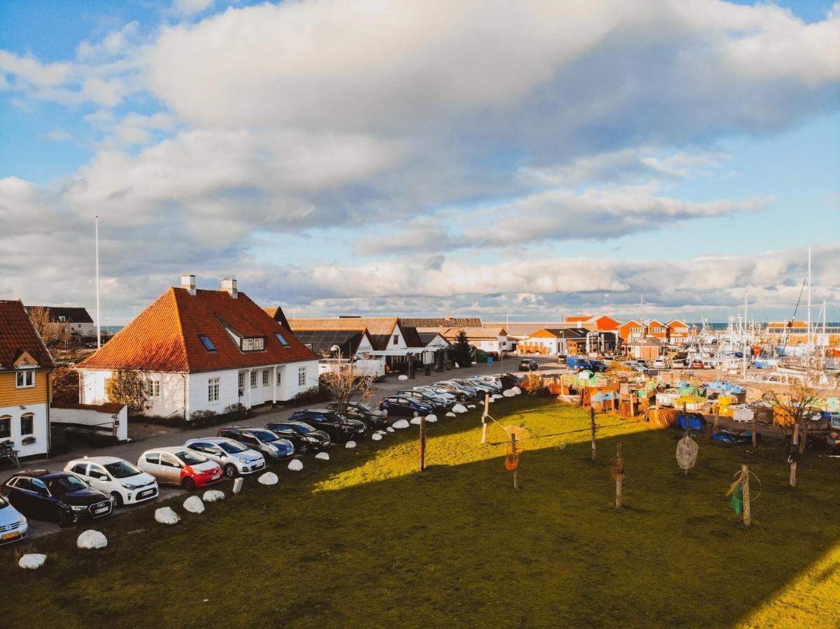 Kysthusene Gilleleje Hotel Exterior foto