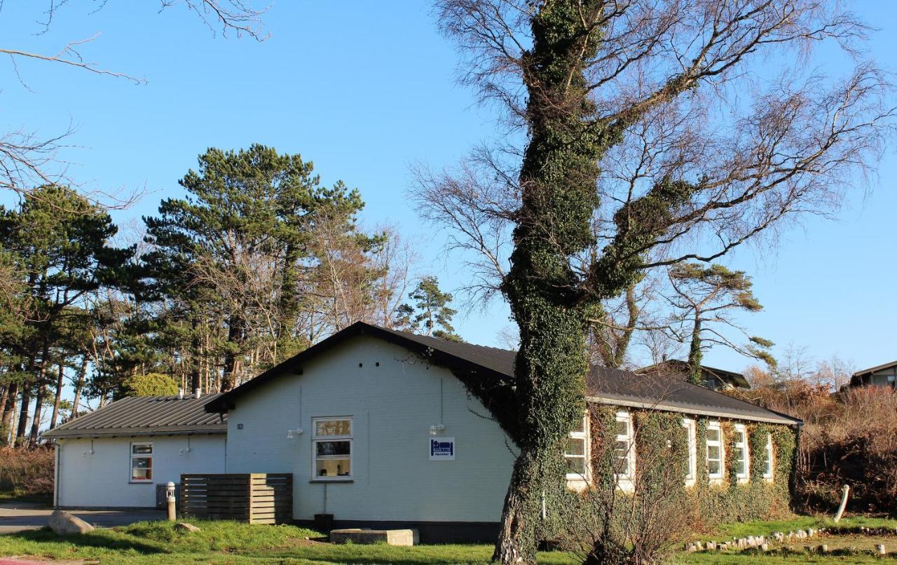 Kysthusene Gilleleje Hotel Exterior foto